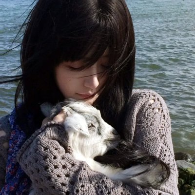 圈内新人被曝片场闹不和，整整一周化妆间画面流出